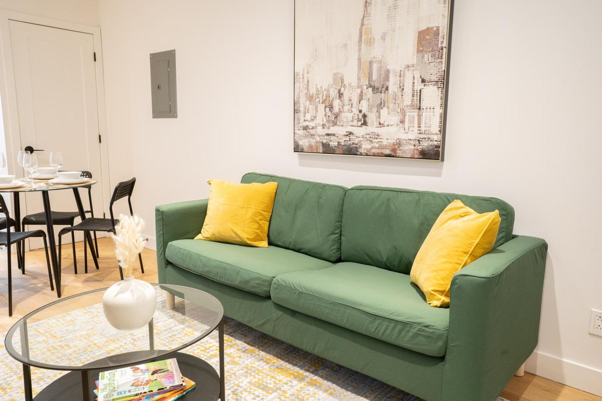 Beautifully Renovated 3br Downtown 2min To Metro Apartamento Montreal