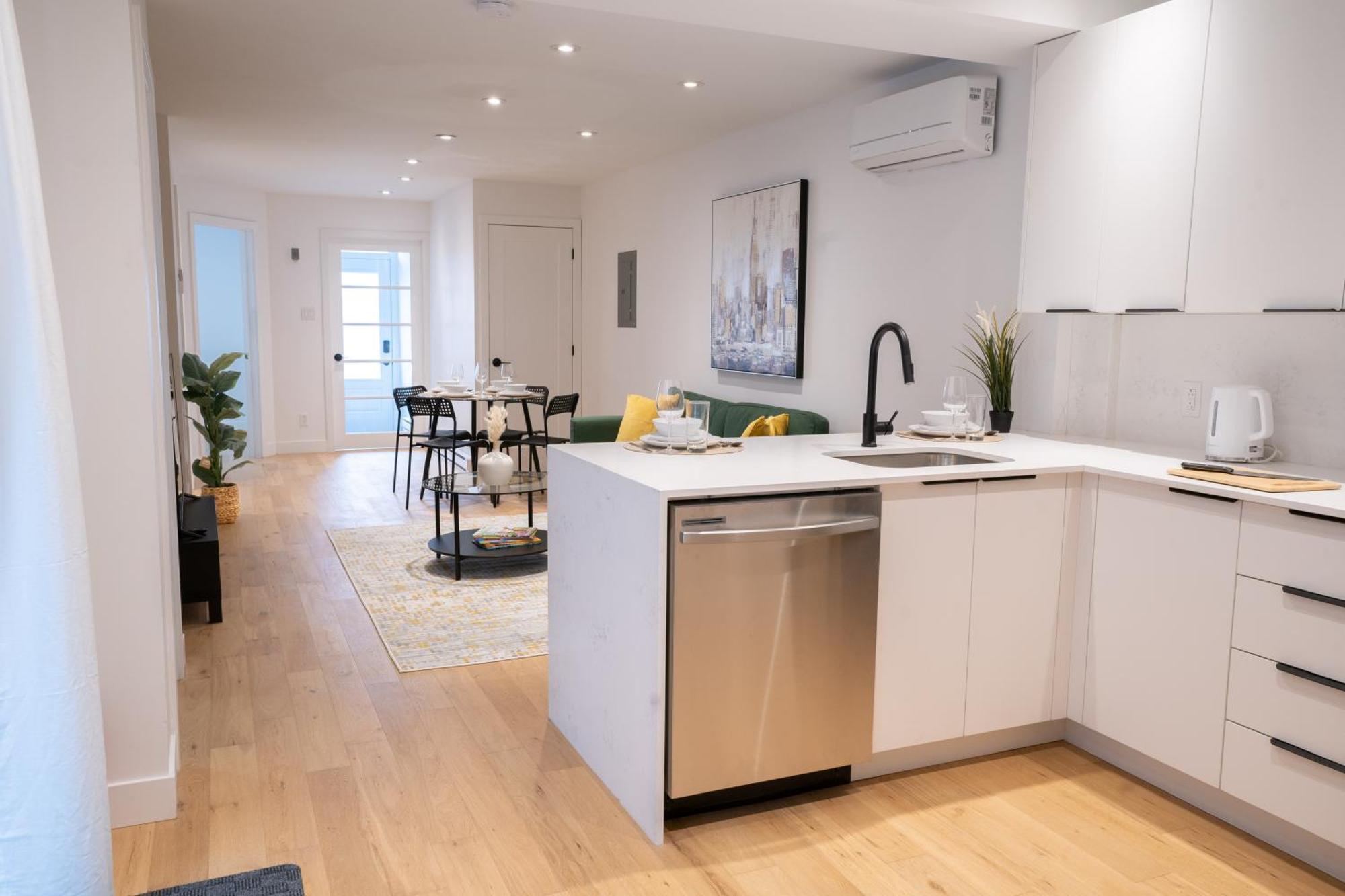 Appartement Beautifully Renovated 3br Downtown 2min To Metro *