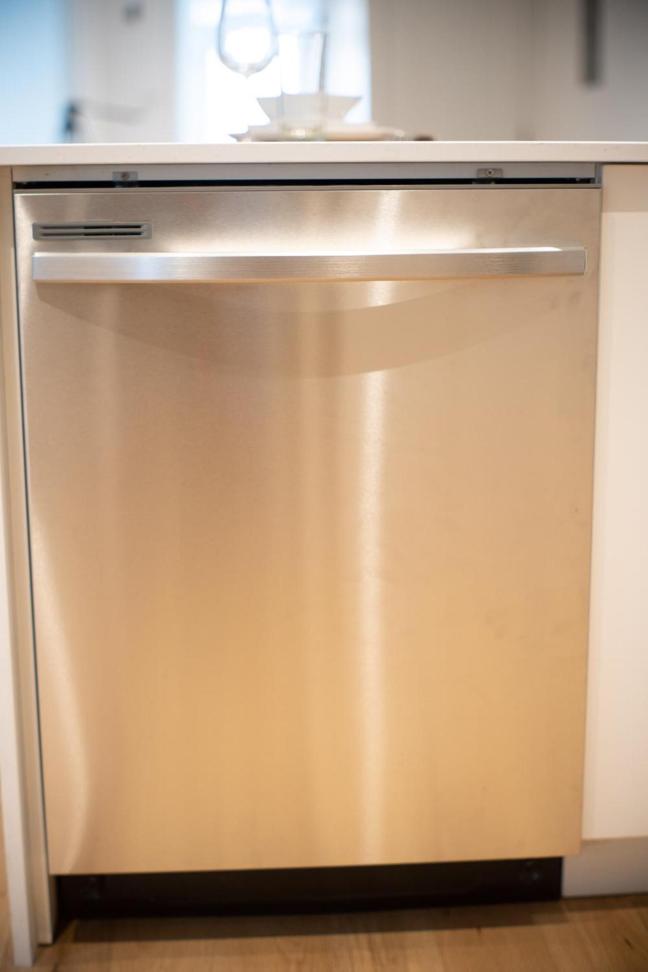 Appartement Beautifully Renovated 3br Downtown 2min To Metro